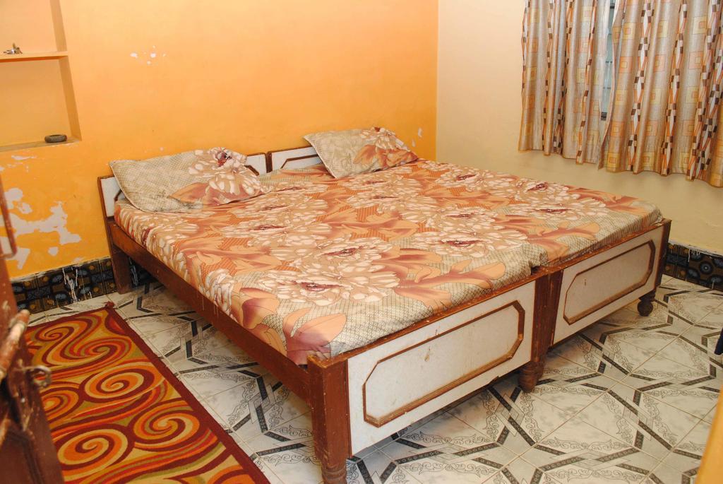 Hotel Hilltop Puskár Kültér fotó