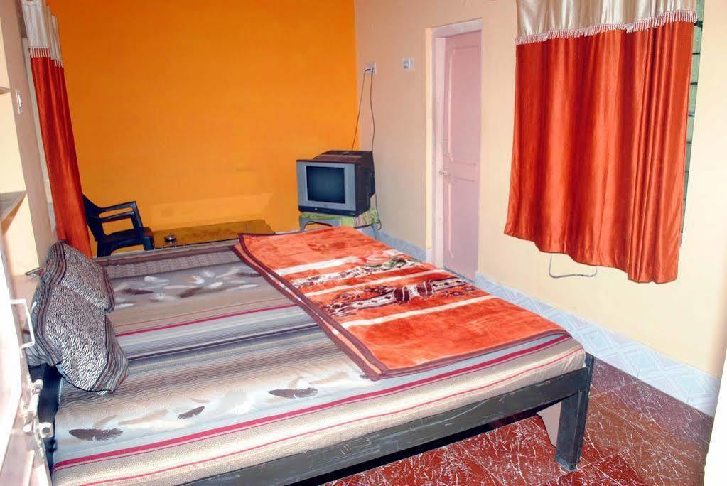 Hotel Hilltop Puskár Kültér fotó